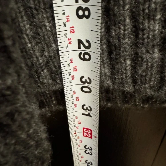 ZARA Oversized Gray Knit Sweater | Cozy Slouchy Fit - Picture 4 of 6